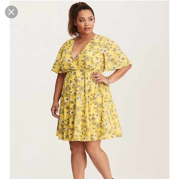 torrid Dresses & Skirts - Floral print georgette wrap dress torrid Dresses & Skirts - Floral print georgette wrap dress